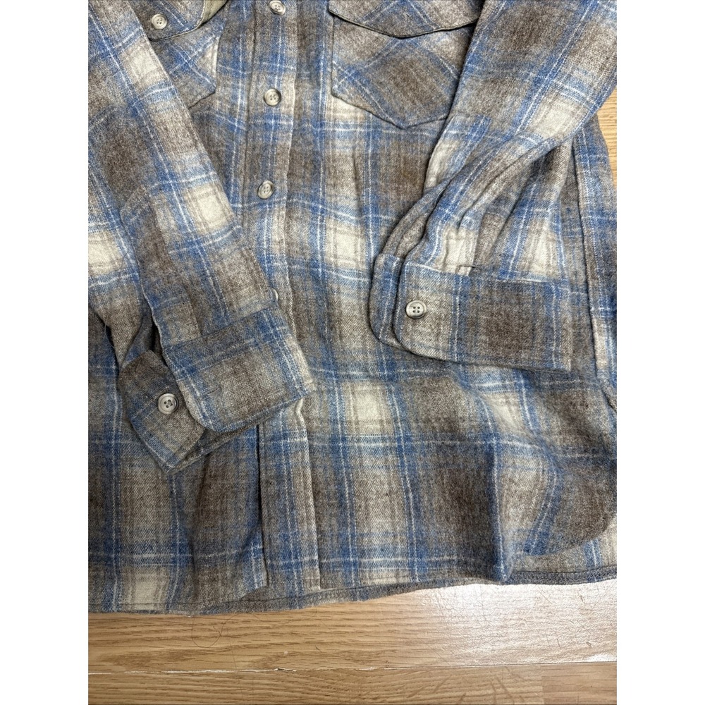 Vintage Amana Woolen Mill Mens Medium Plaid Wool Button Down Long Sleeve Shirt - Picture 2 of 7